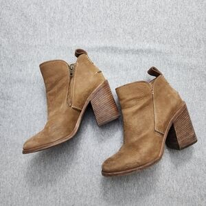 UGG Brown Leather Ankle Booties